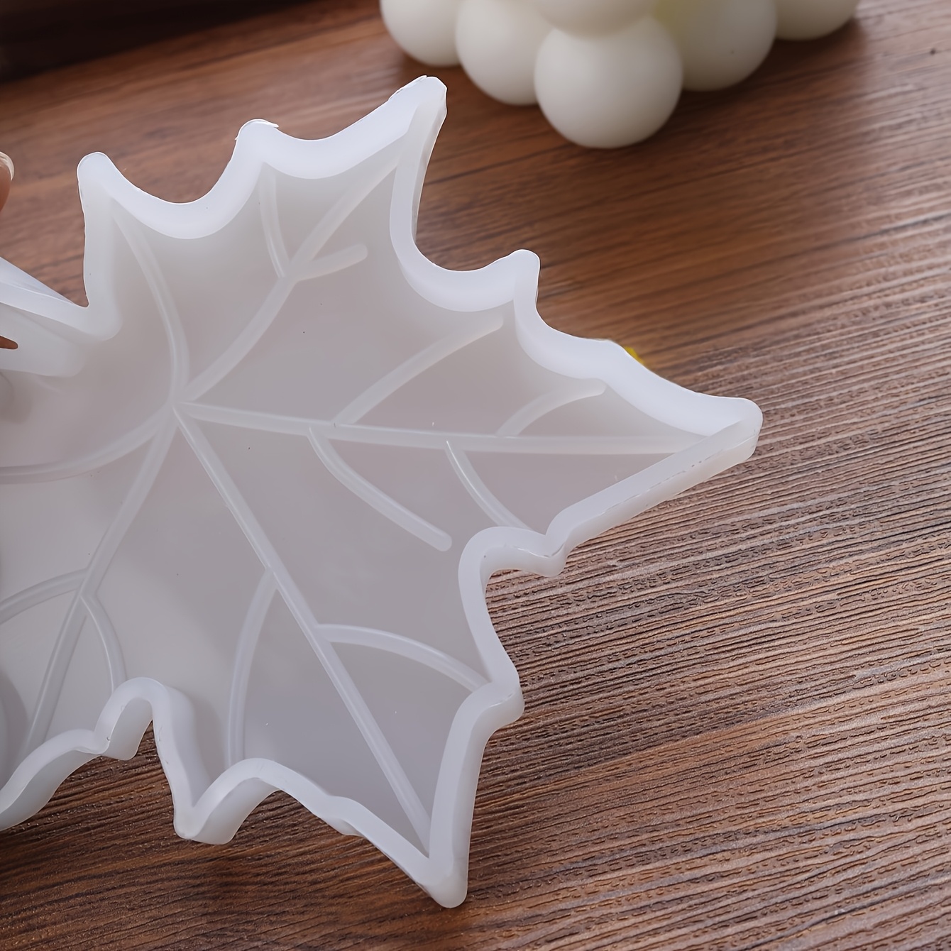 1PC Maple Leaf shaped Silicone - Candle Making Classes ulasan dan harga