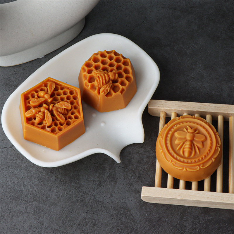 3D Flying Bee Honeycomb Candle - Candle Making Classes ulasan dan harga